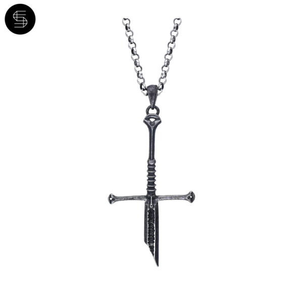 Lord of the Rings ring necklace featuring the One Ring pendant with Elvish inscription. Stunning Marketplace product.
